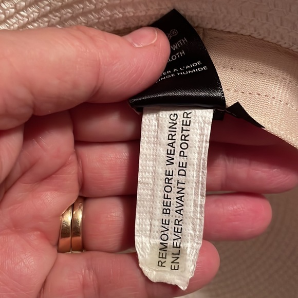 Le Chateau white and black straw hat❤️Price Drop❤️ - Picture 7 of 8